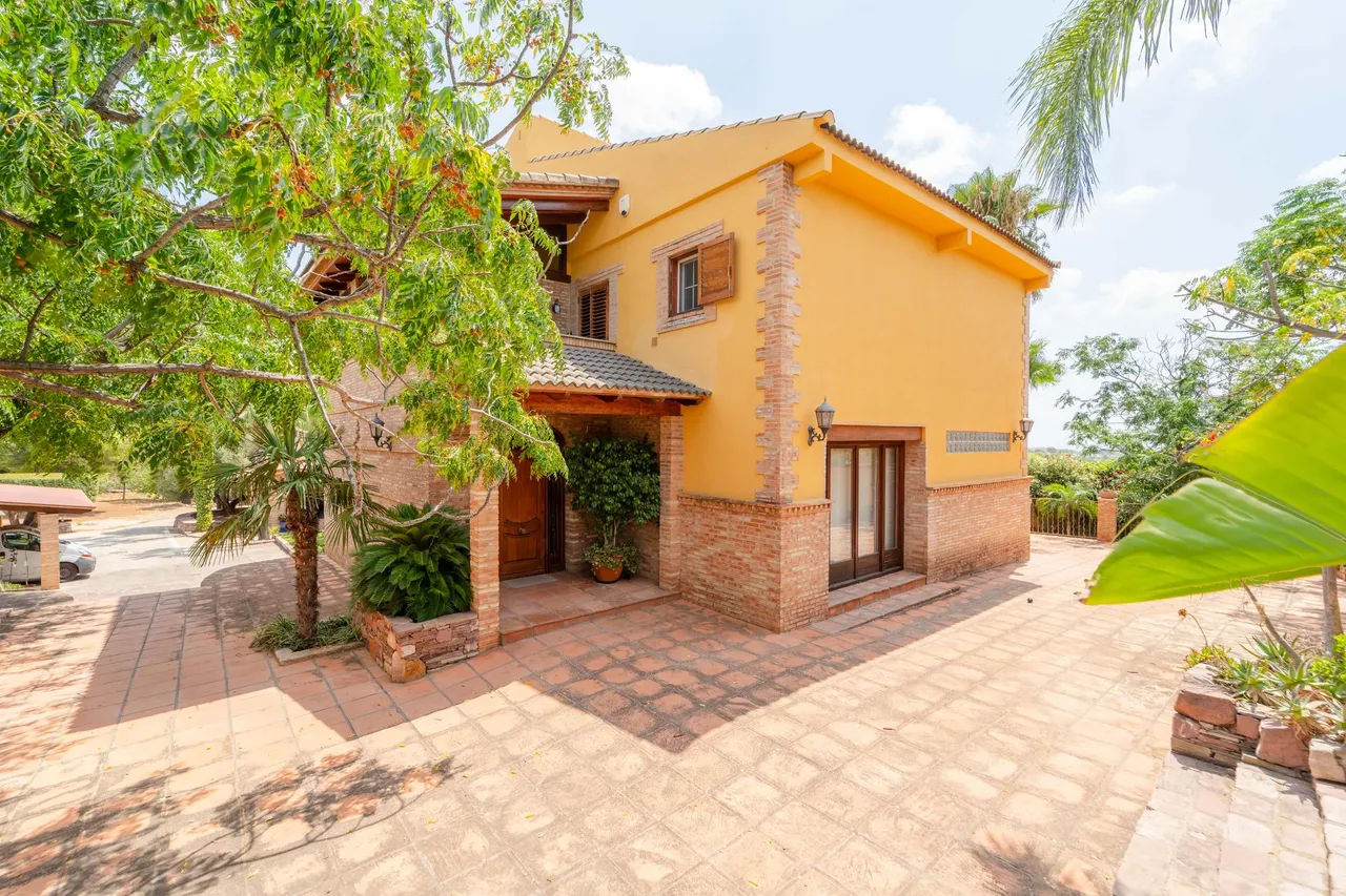living - Casa / villa de 304m² en venta en Valencia Region, Valencia - gallery - 5