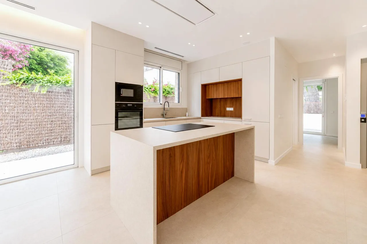 living - 201m² house / villa with 314m² garden for sale in Terramar - gallery - 6