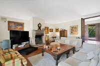 living - 671m² house / villa with 800m² garden for sale in Puerto Banús - gallery thumbnail - 5