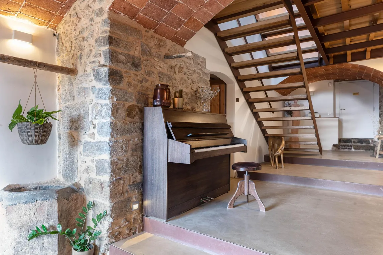 living - 1,000m² country house for sale in El Gironés, Girona - gallery - 8