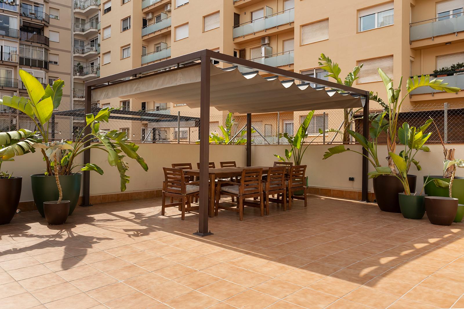 living - 132m² apartment with 270m² terrace for sale in Les Corts - gallery thumbnail - 2