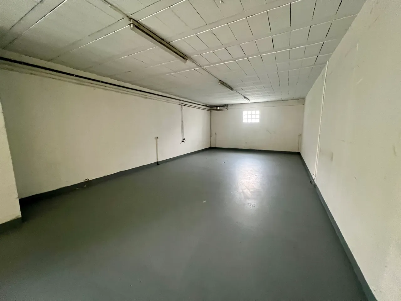 logistics - Light Industrial Premises / Offices For Rent - gallery - 5