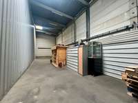 logistics - Light Industrial Premises / Offices For Rent - gallery thumbnail - 3
