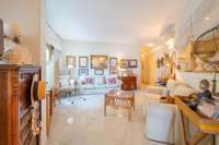 living - Piso de 257m² con 12m² terraza en venta en El Pla del Remei - gallery thumbnail - 6