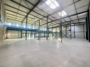 logistics - Light Industrial Premises / Offices For Rent - featured