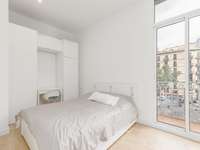 living - 95m² apartment for sale in Eixample Right, Barcelona - gallery thumbnail - 8