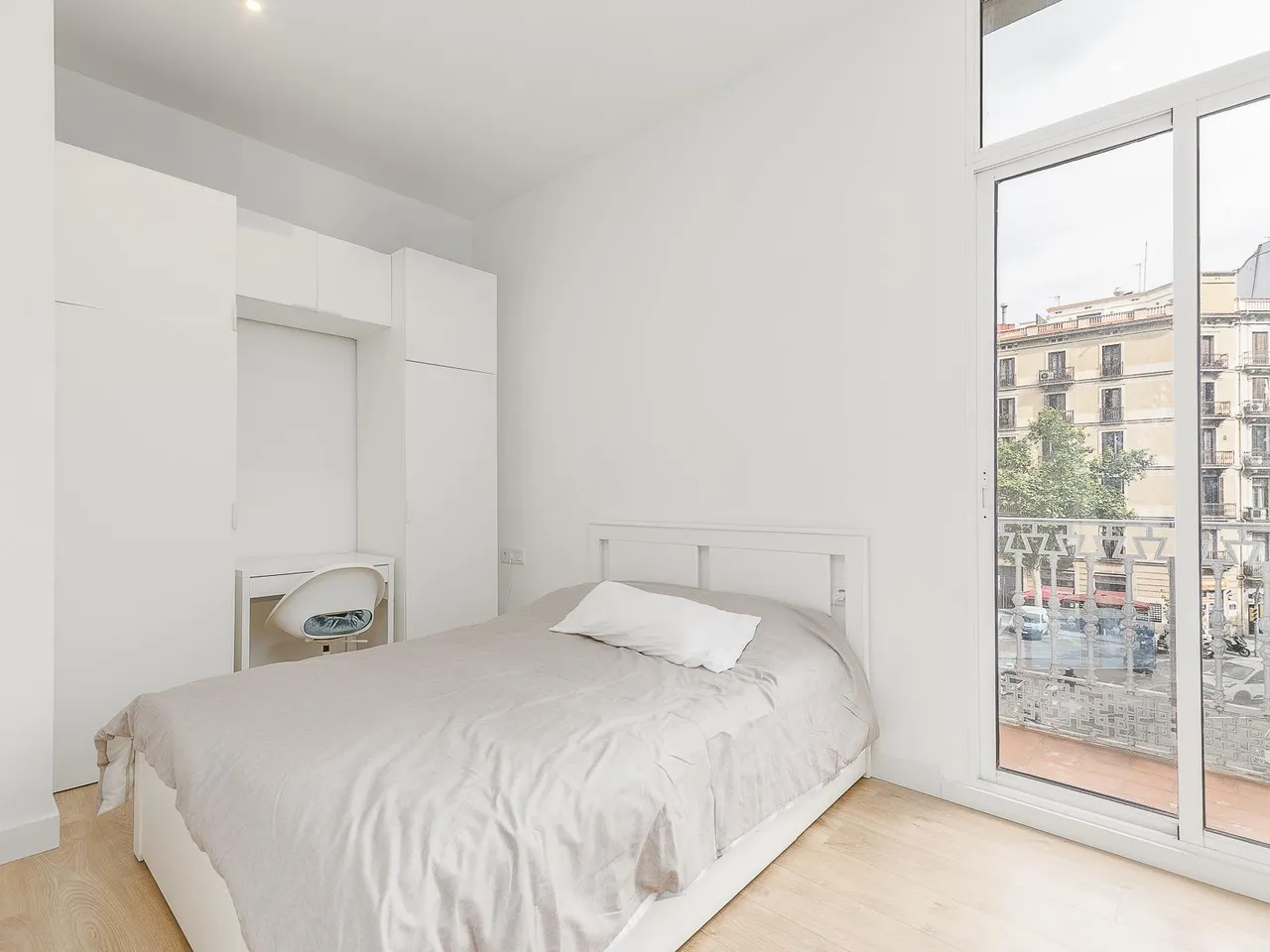 living - Piso de 95m² en venta en Eixample Derecho, Barcelona - gallery - 8