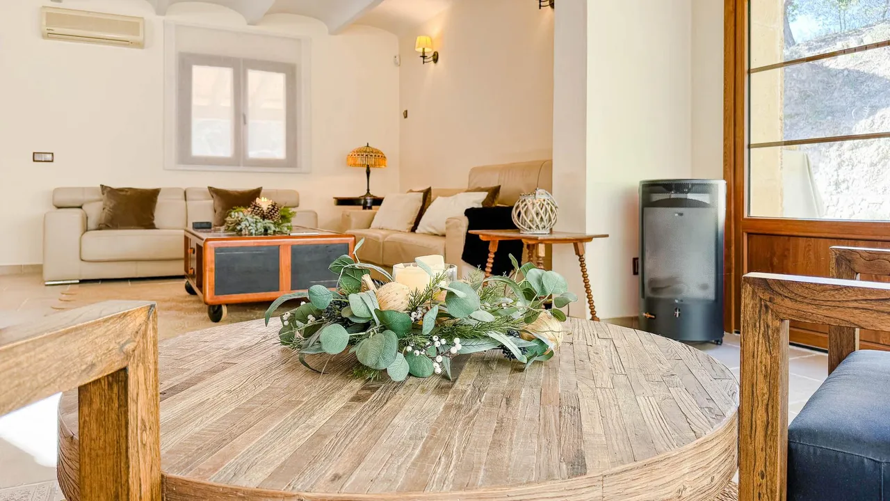 living - Casa rural de 312m² en venta en Calvià, Islas Baleares - gallery - 9