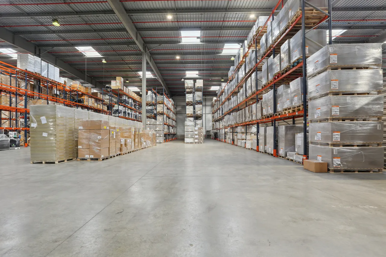 logistics - Entrepôt / Bureaux À Louer - gallery - 6