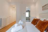 living - Piso de 110m² en alquiler en Recoletos, Madrid - gallery thumbnail - 6