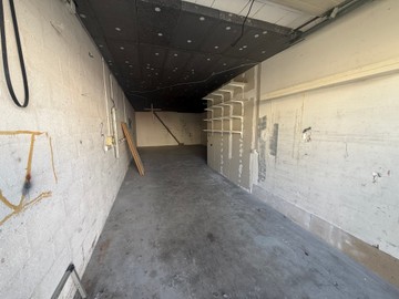 logistics - Activités / Bureaux À Louer - À Vendre - featured