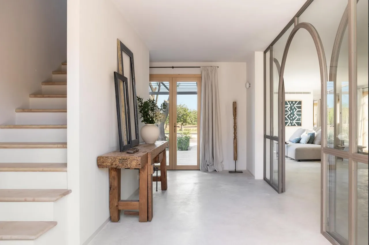 living - 368m² country house for sale in Pollensa, Balearic Islands - gallery - 10