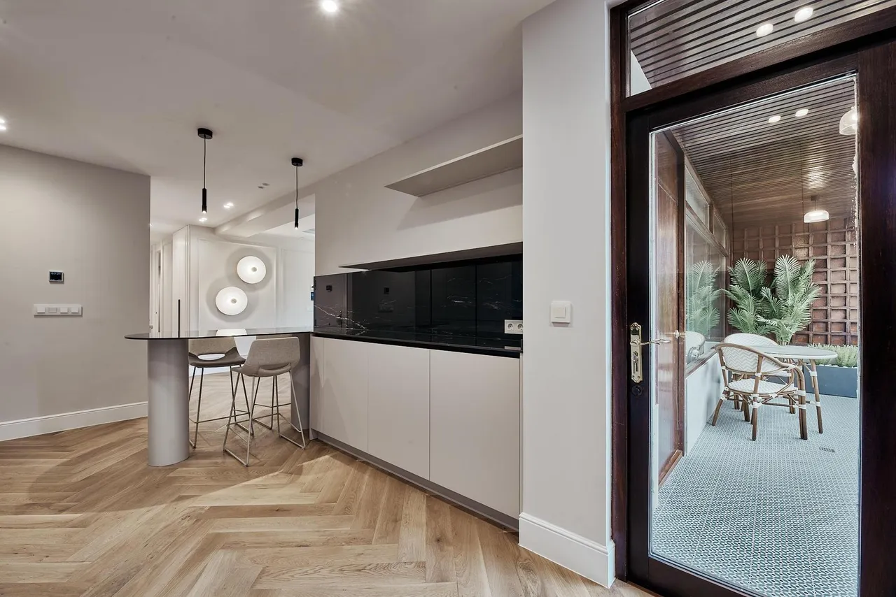living - Piso de 162m² con 9m² terraza en venta en Castellana - gallery - 9