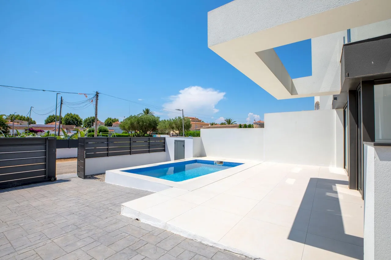 living - Casa / villa de 161m² en venta en Empuriabrava, Costa Brava - gallery - 3