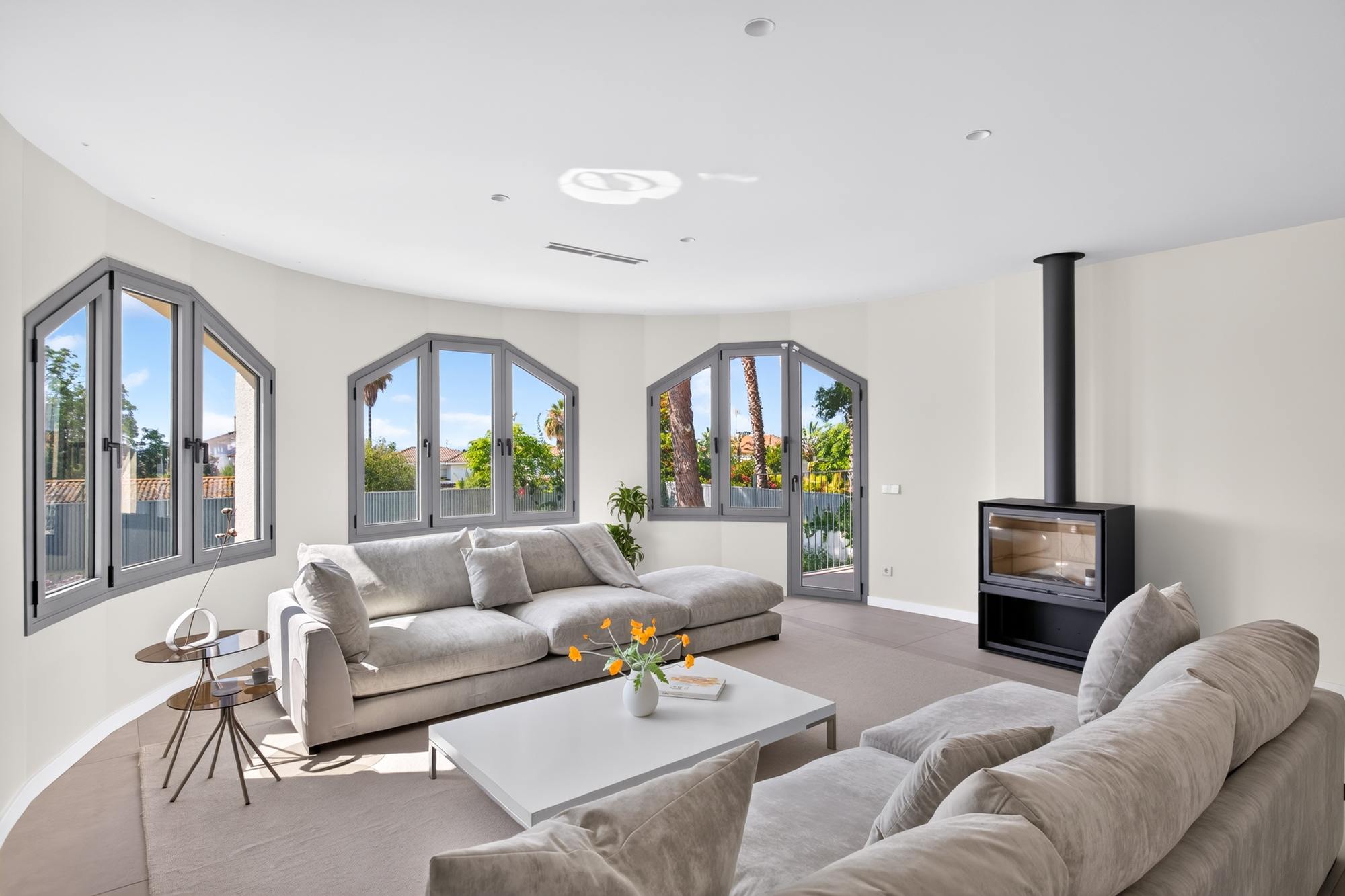 living - 540m² house / villa for sale in El Masnou, Barcelona - gallery thumbnail - 1