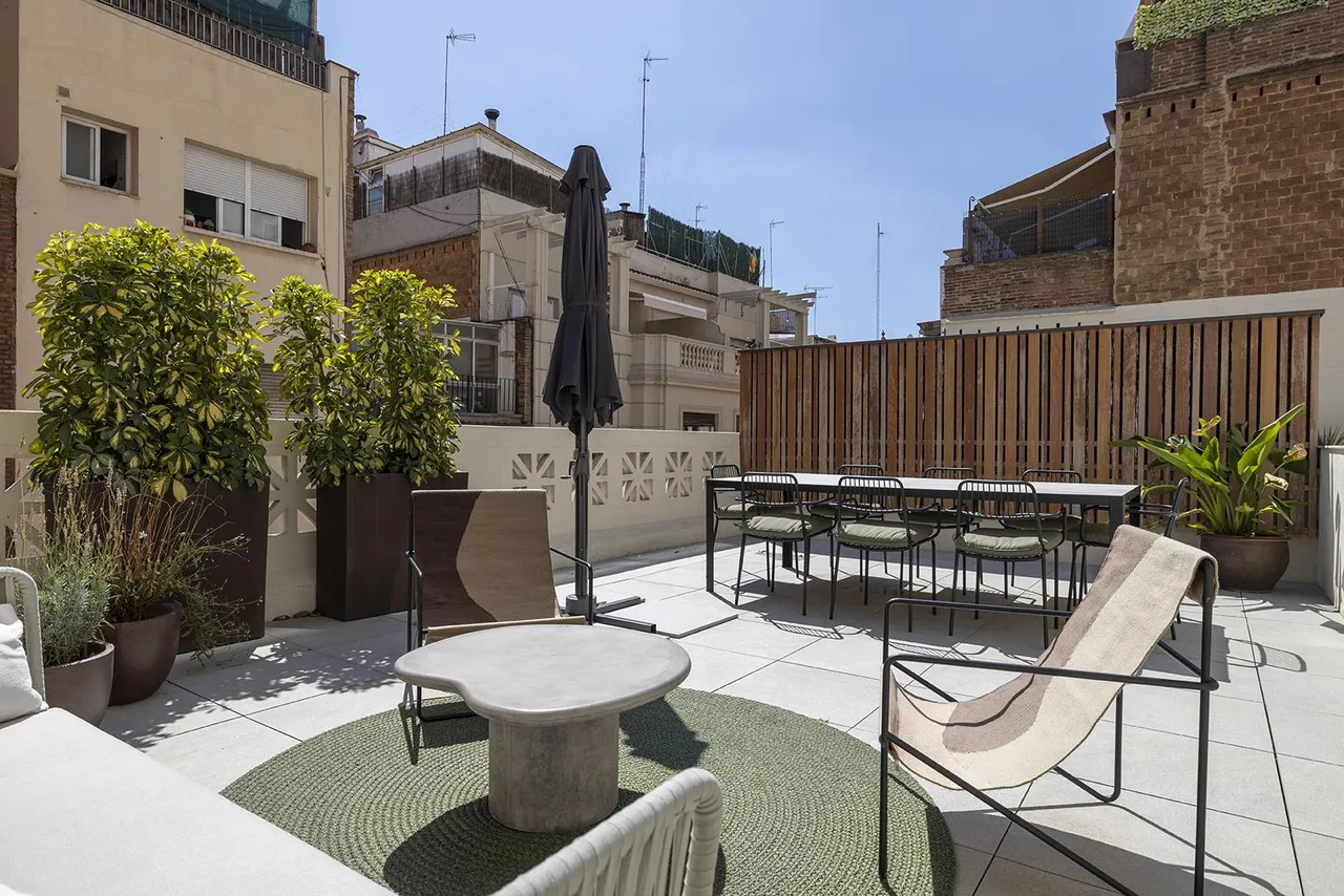 living - 238m² apartment with 49m² terrace for rent in Gràcia - gallery - 7