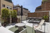 living - Piso de 238m² con 49m² terraza en alquiler en Gràcia - gallery thumbnail - 7