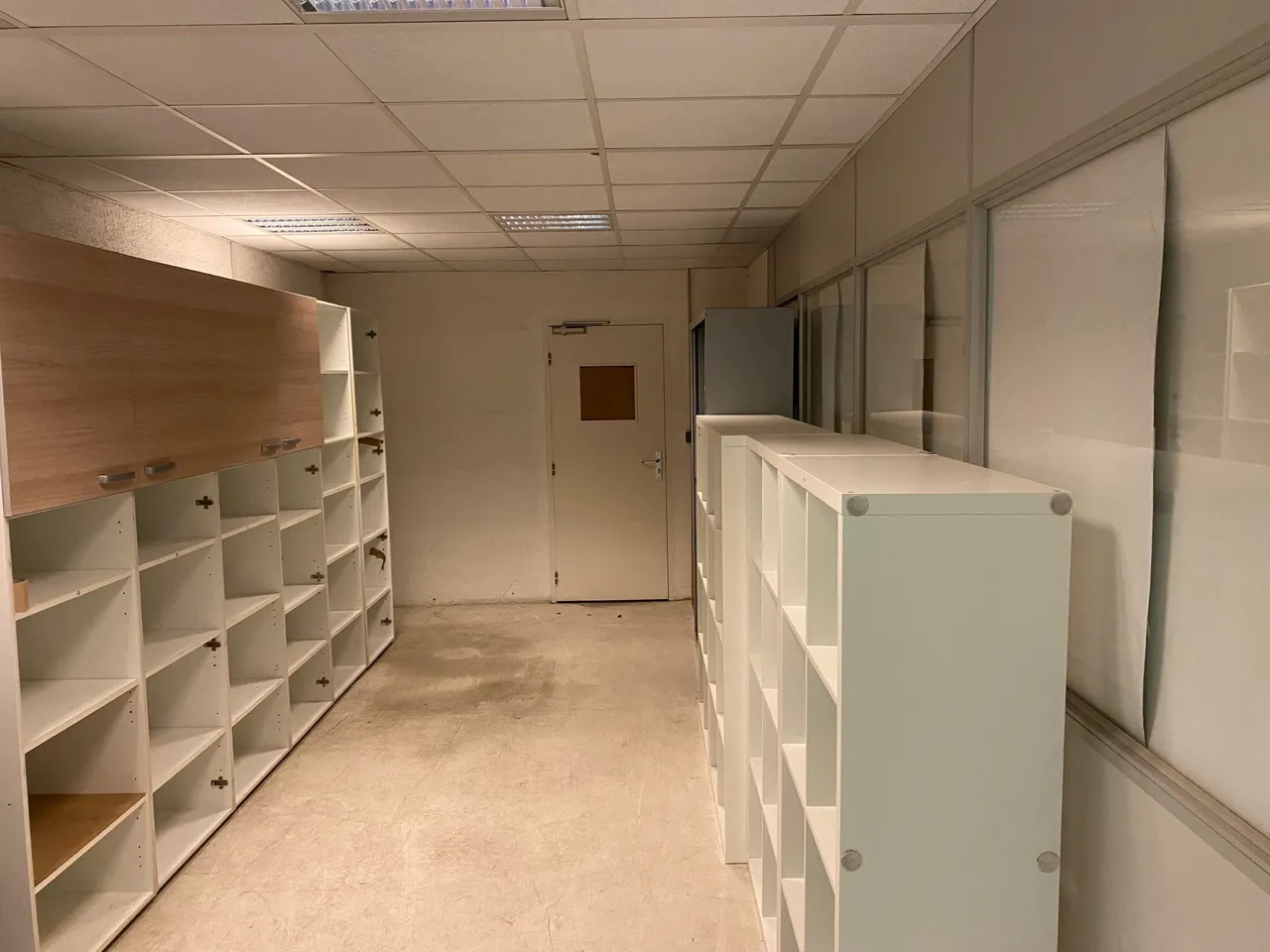 logistics - Light Industrial Premises / Offices For Rent - gallery - 3