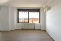 living - Piso de 183m² en venta en Argüelles, Madrid - gallery thumbnail - 3