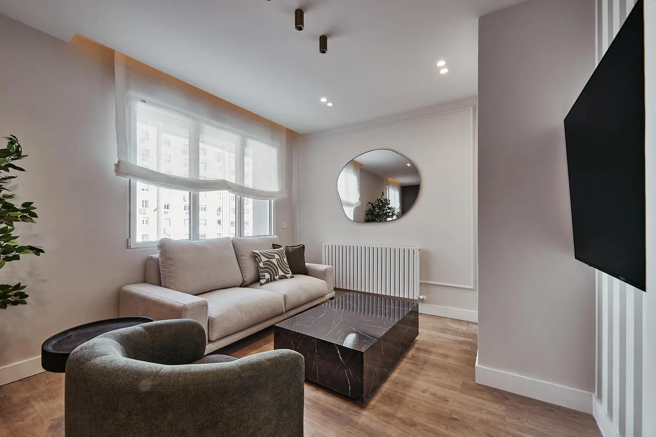 living - Piso de 121m² en venta en Retiro, Madrid - gallery - 2
