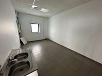 logistics - Activités / Bureaux À Louer - gallery thumbnail - 8