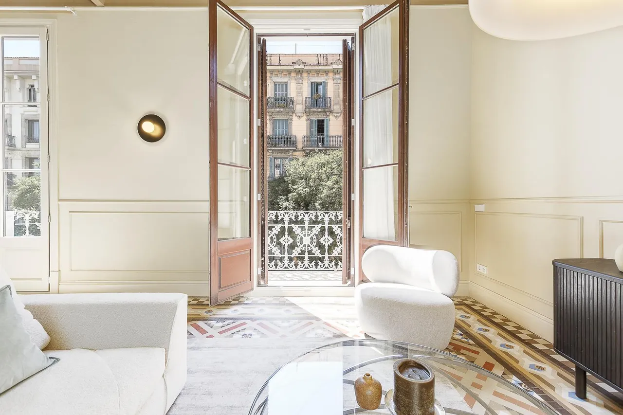living - Piso de 204m² con 9m² terraza en venta en Eixample Derecho - gallery - 9