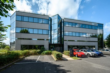 logistics - Light Industrial Premises / Offices For Rent - featured