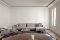 living - Piso de 234m² en venta en Almagro, Madrid - gallery thumbnail - 5