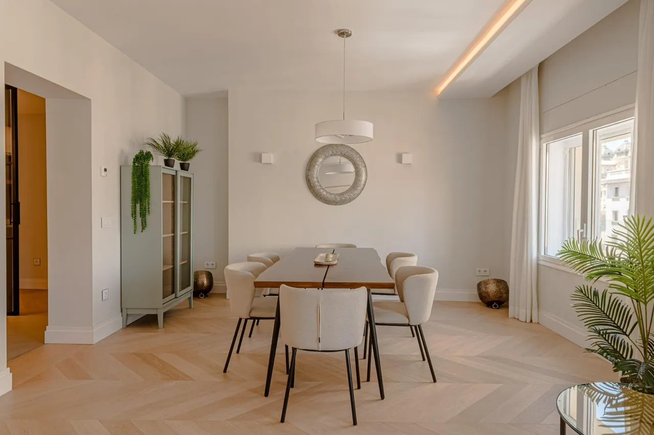 living - Piso de 250m² en alquiler en Sol, Madrid - gallery - 8