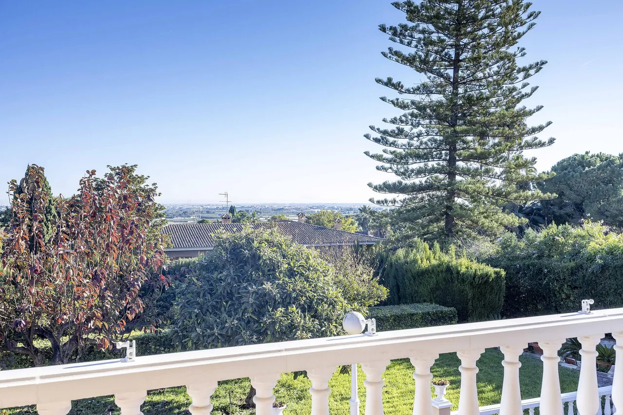 living - Casa / villa de 325m² con 1,050m² de jardín en venta en Valencia Region - gallery - 4