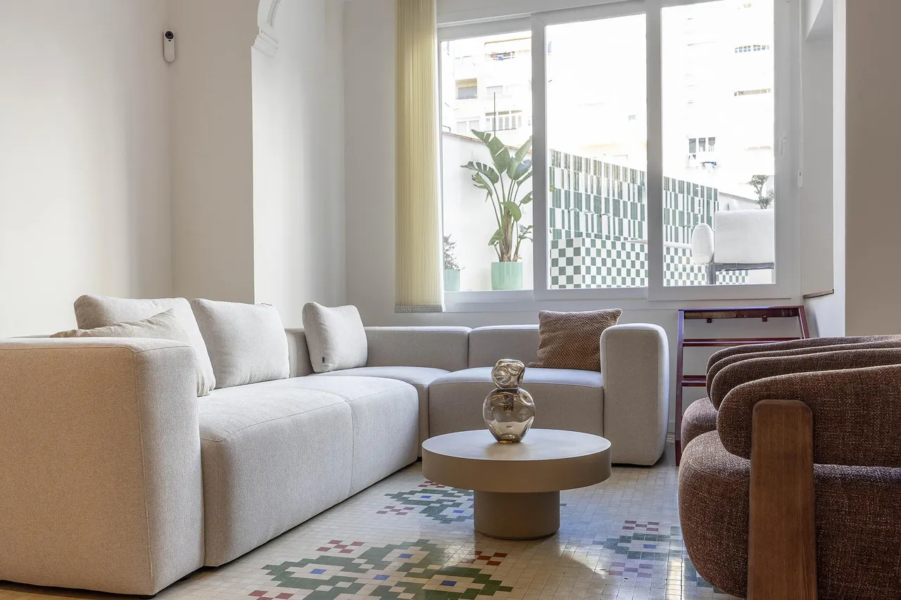 living - Piso de 230m² con 75m² terraza en venta en Gran Vía - gallery - 8