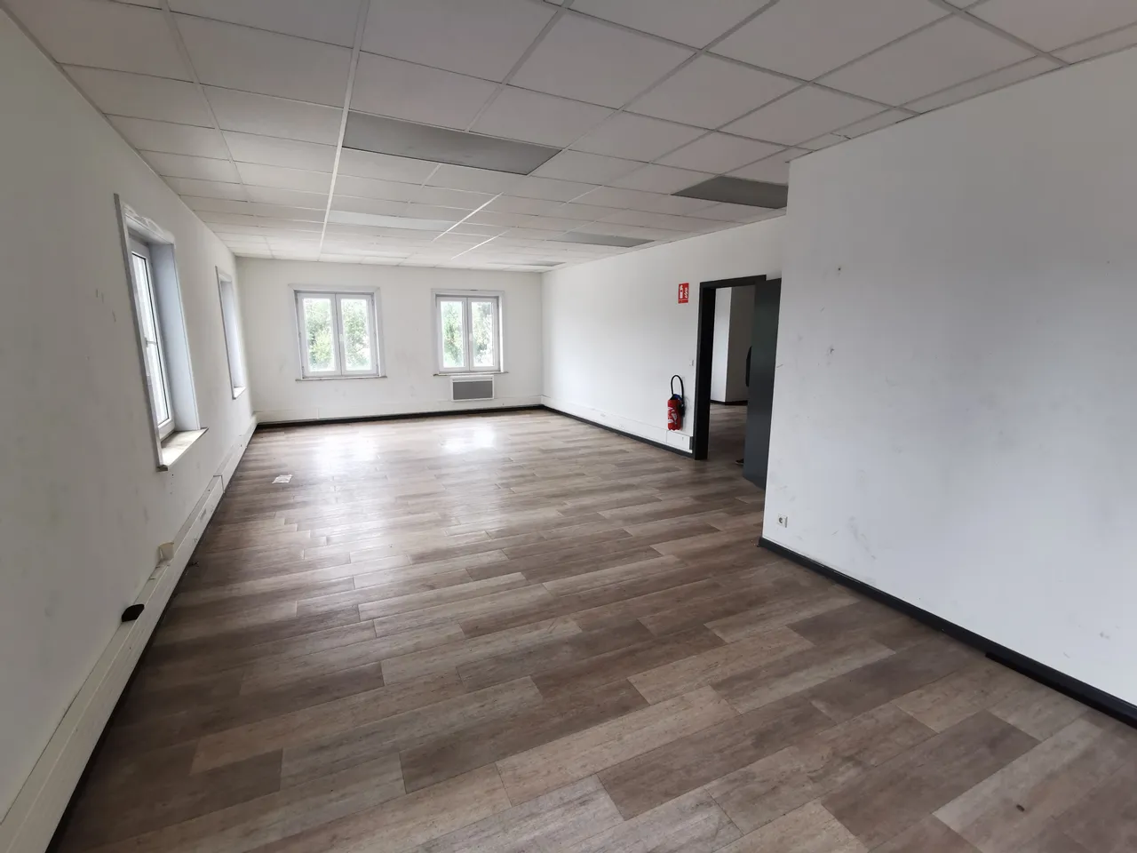 logistics - Entrepôt Logistique À Louer - gallery - 5