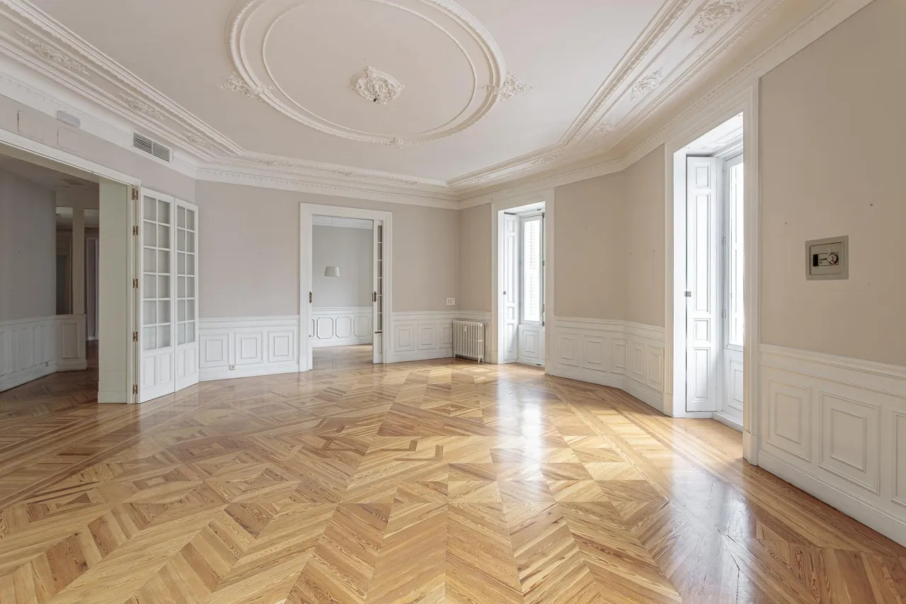 living - Piso de 543m² en venta en Recoletos, Madrid - gallery - 4