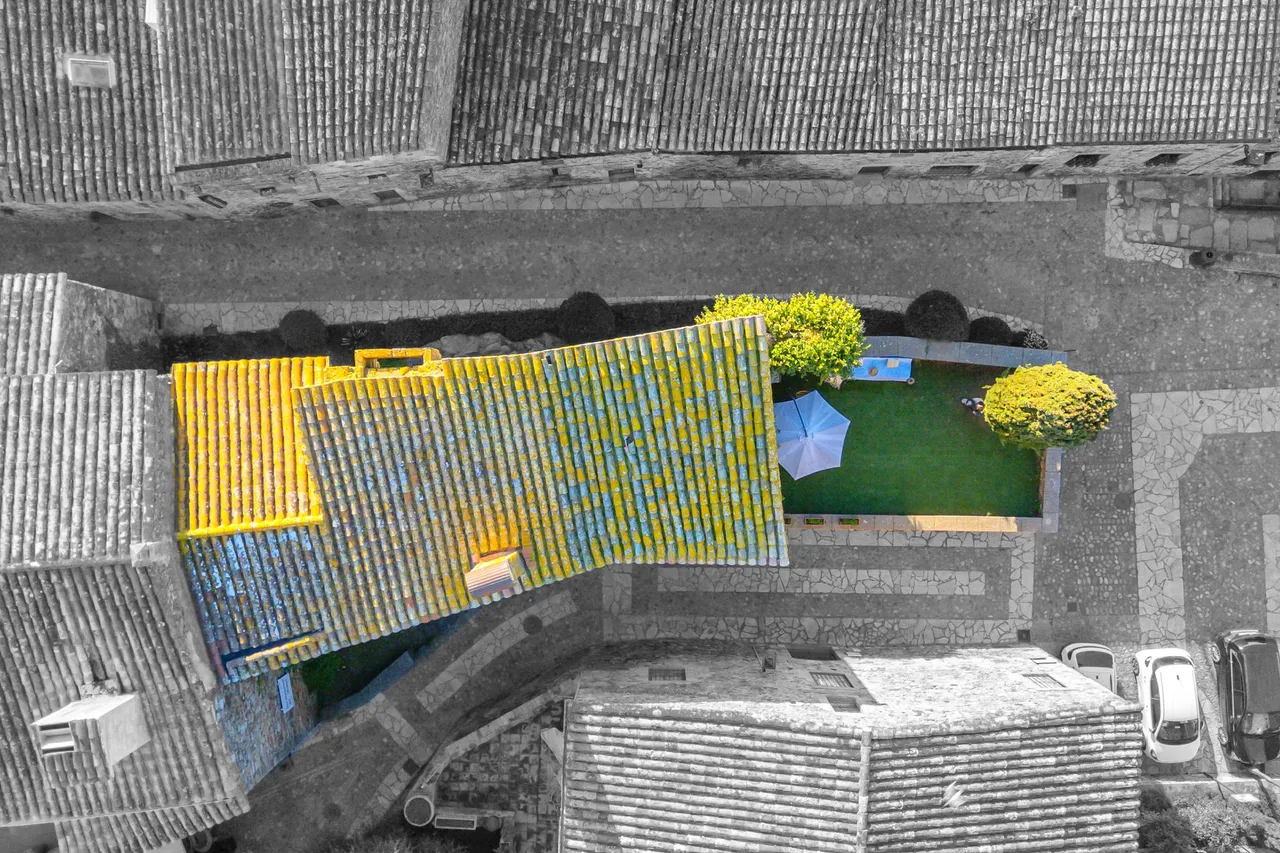living - Casa rural de 309m² con 84m² de jardín en venta en Baix Empordà - Plano del piso - 2