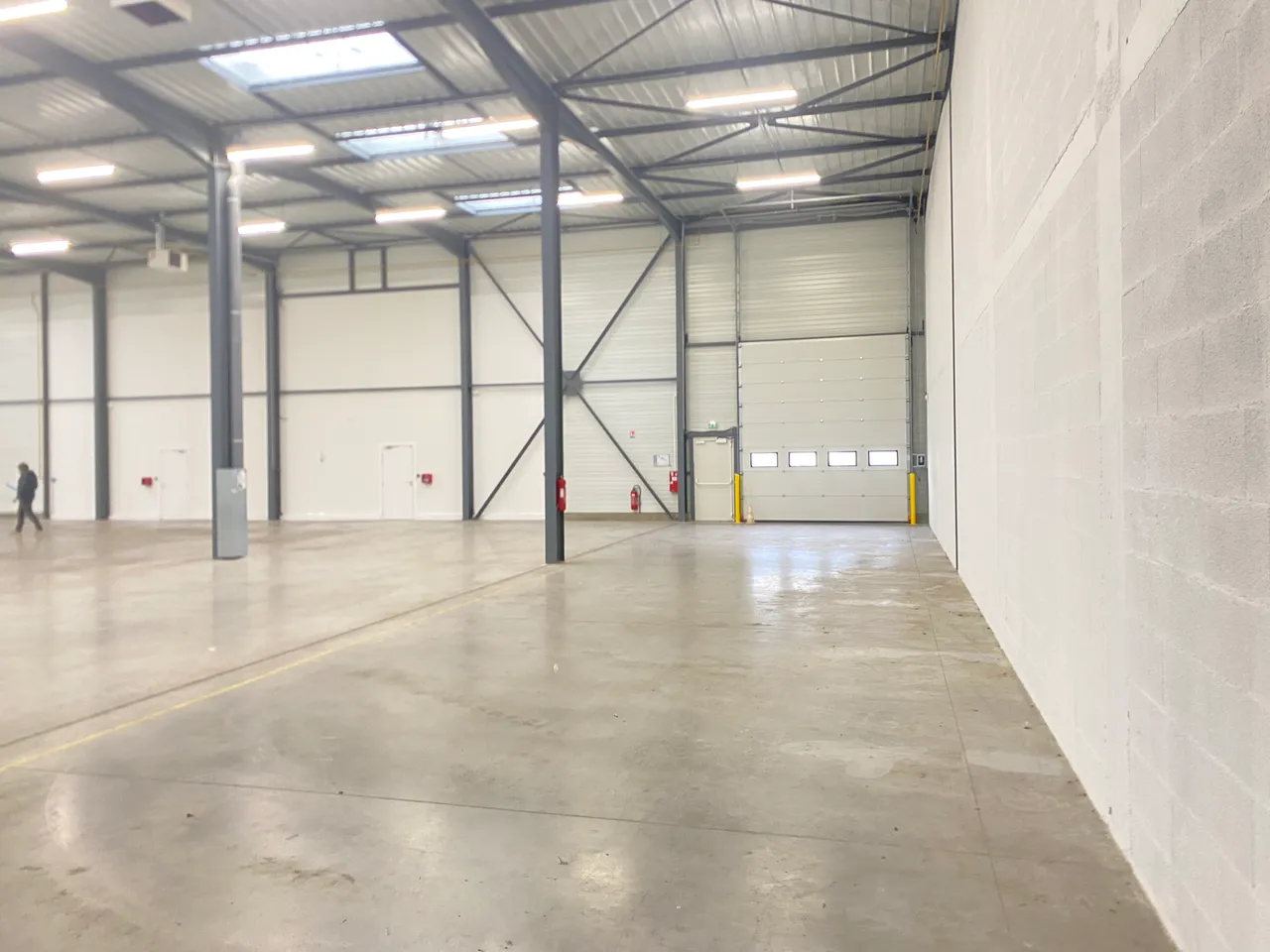 logistics - Activités / Bureaux À Louer - gallery - 10