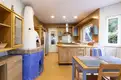 living - Casa de 600m² en venta en Terramar, Barcelona - gallery thumbnail - 5