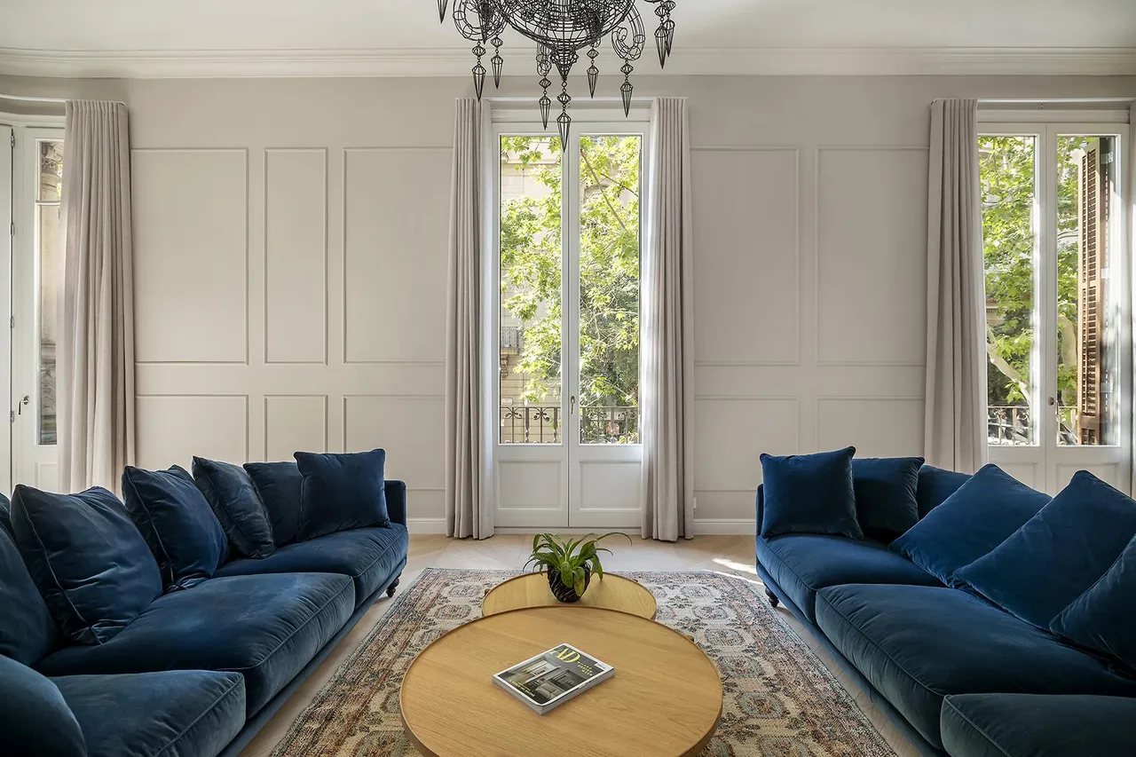 living - 238m² apartment with 19m² terrace for sale in Eixample Right - gallery - 2