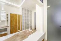 living - 50m² apartment for rent in Embajadores, Madrid - gallery thumbnail - 10