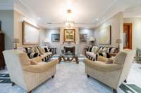 living - 1,035m² house / villa for sale in Conde de Orgaz and Piovera - gallery thumbnail - 5