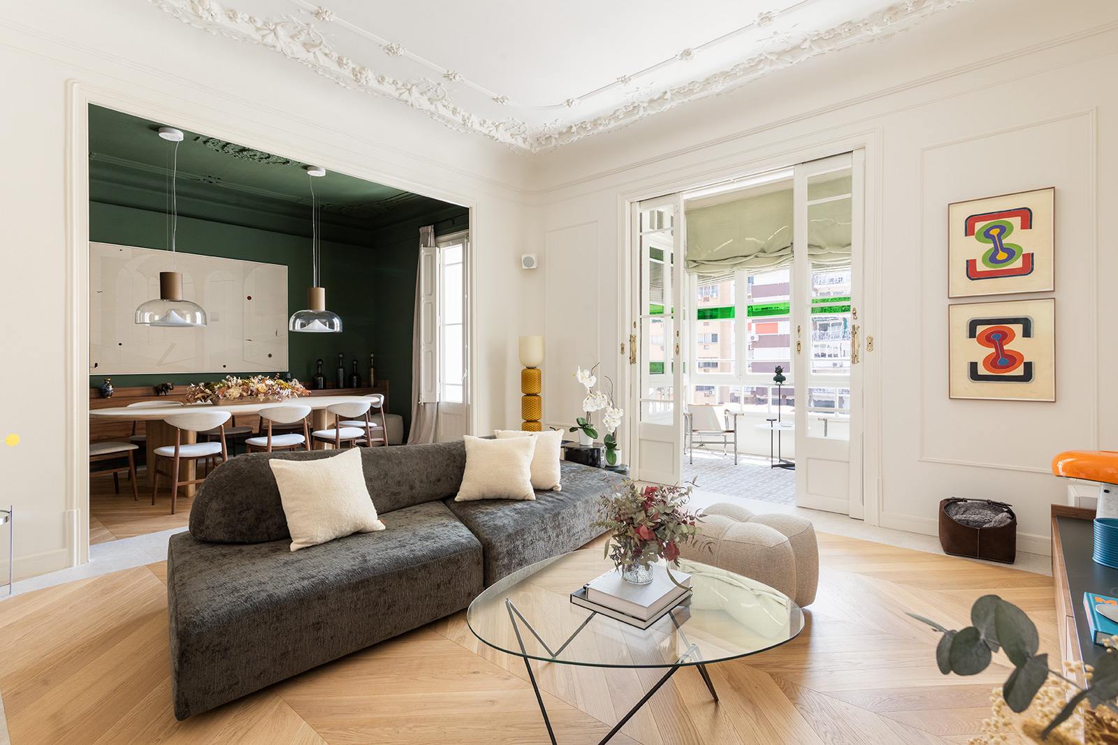 living - Piso de 231m² con 11m² terraza en venta en Eixample Izquierdo - featured