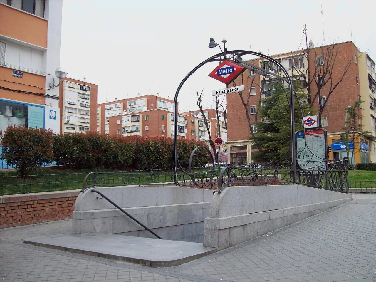living - 97m² apartment for sale in Peñagrande, Madrid - gallery - 5