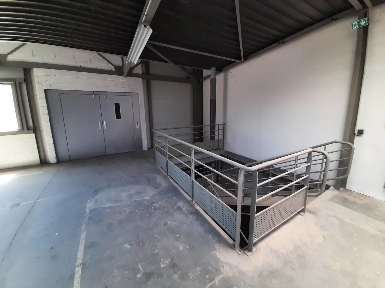 logistics - Activités / Bureaux À Louer - gallery - 6
