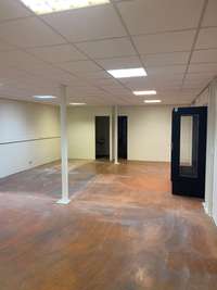 logistics - Light Industrial Premises / Offices For Rent - gallery thumbnail - 7