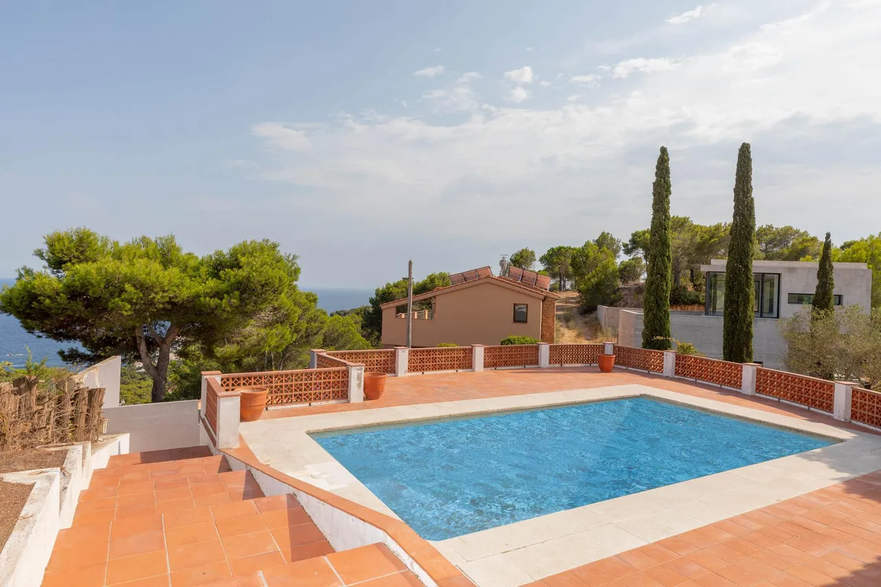 living - 466m² house / villa for sale in Tamariu, Costa Brava - gallery - 8