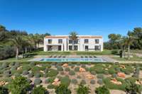 living - 554m² country house with 70m² terrace for sale in Artà - gallery thumbnail - 2