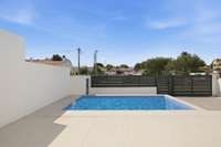 living - 161m² house / villa for sale in Empuriabrava, Costa Brava - gallery thumbnail - 3