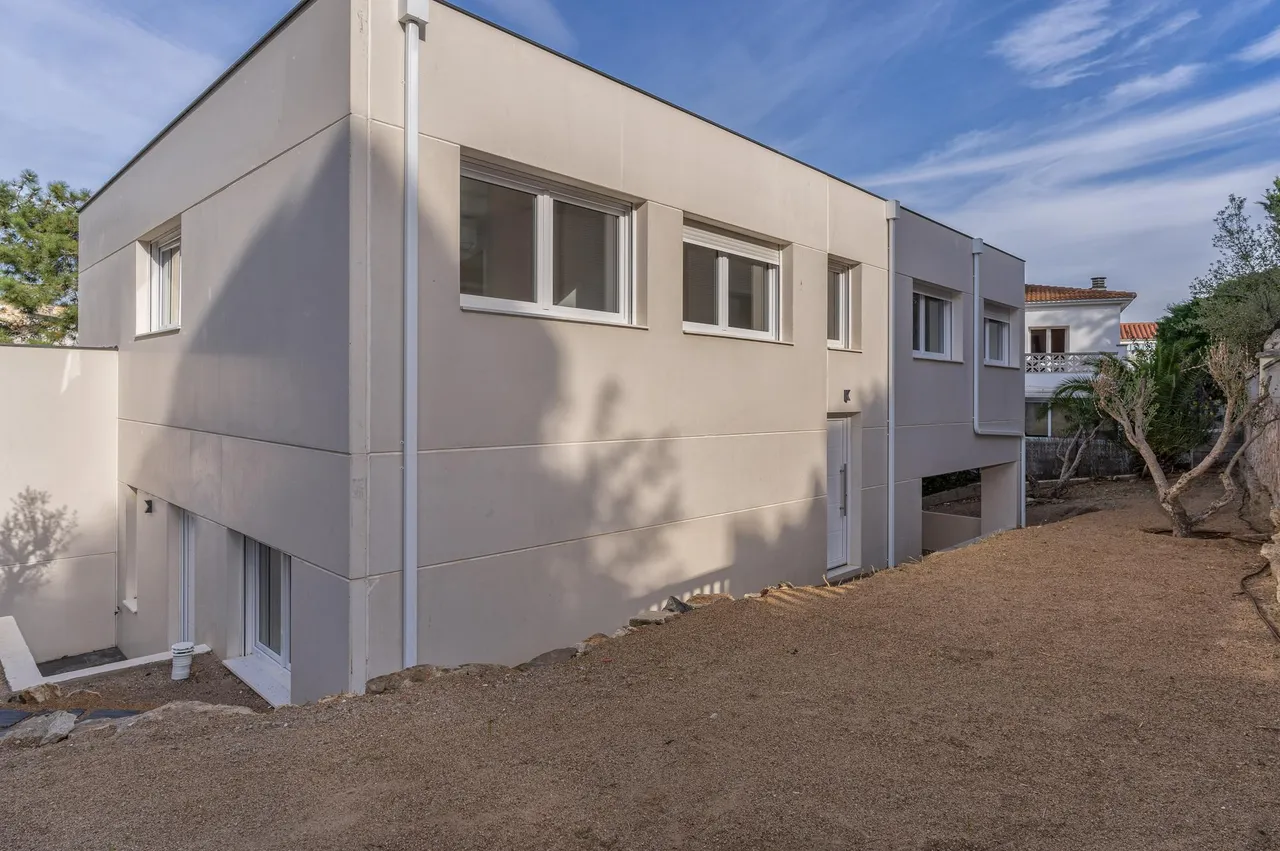 living - 341m² house / villa for sale in Llanca, Costa Brava - gallery - 10