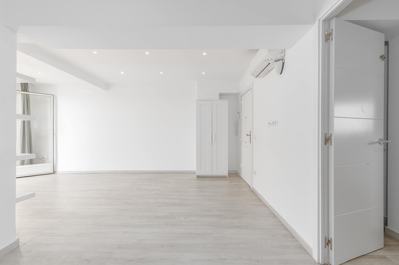 living - 80m² apartment for sale in Barceloneta, Barcelona - gallery - 8