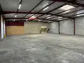 logistics - Activités / Bureaux À Louer - gallery thumbnail - 9