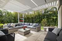 living - 334m² house / villa with 300m² garden for sale in Pedralbes - gallery thumbnail - 2